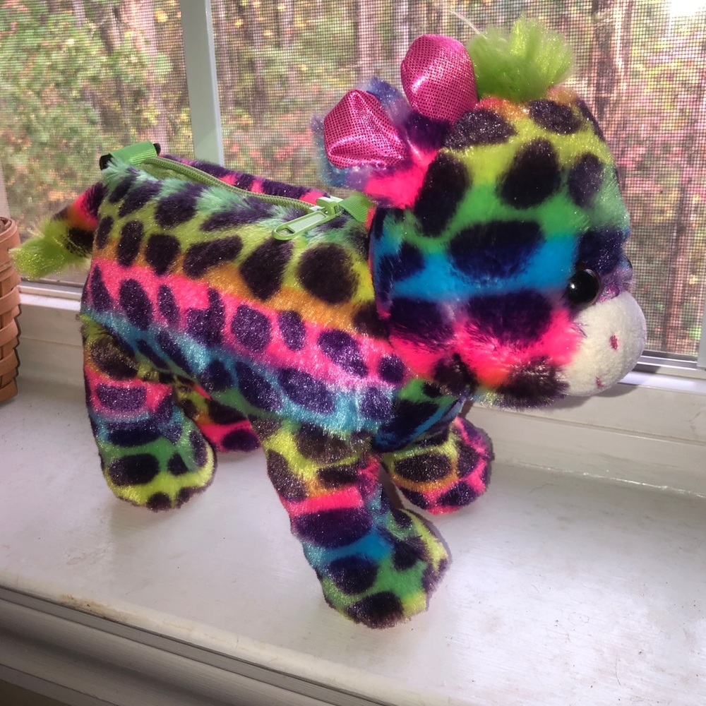 Hug Fun 11” Rainbow Giraffe Plush Zipper Purse NEW